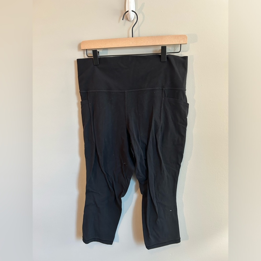 Athelta salutation stash legging